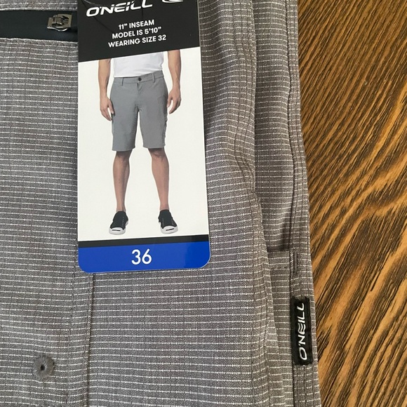 Men’s Hybrid Shorts New Size 36 - Picture 2 of 5